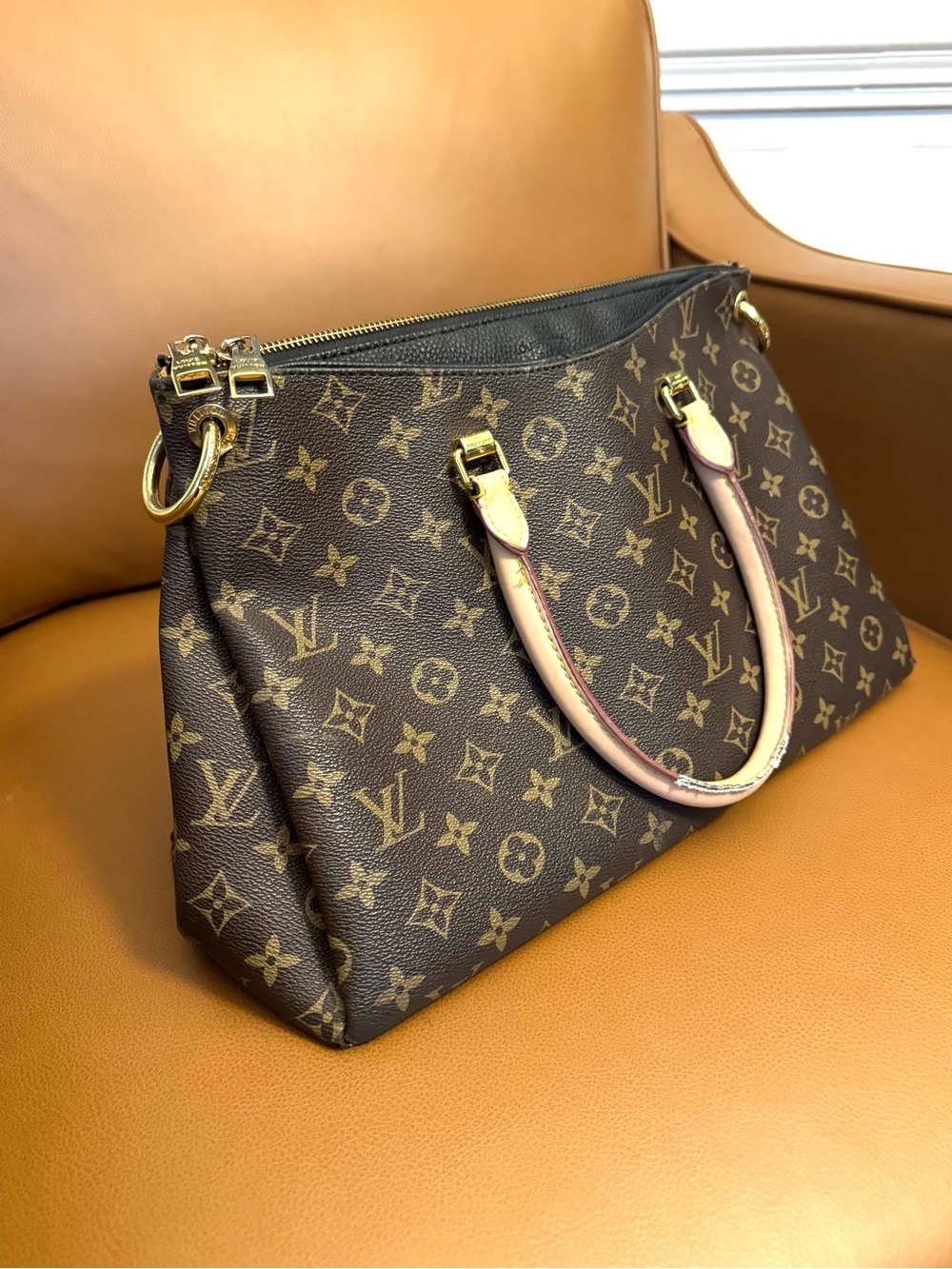 Louis Vuitton Monogram M40164 Double-Handle Tote